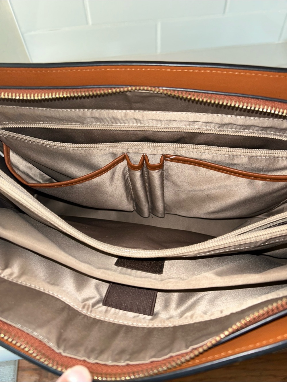 Bostanten Leather Laptop Tote Bag in Navy with Black Handles and Tan Trim/lining - Picture 11 of 15